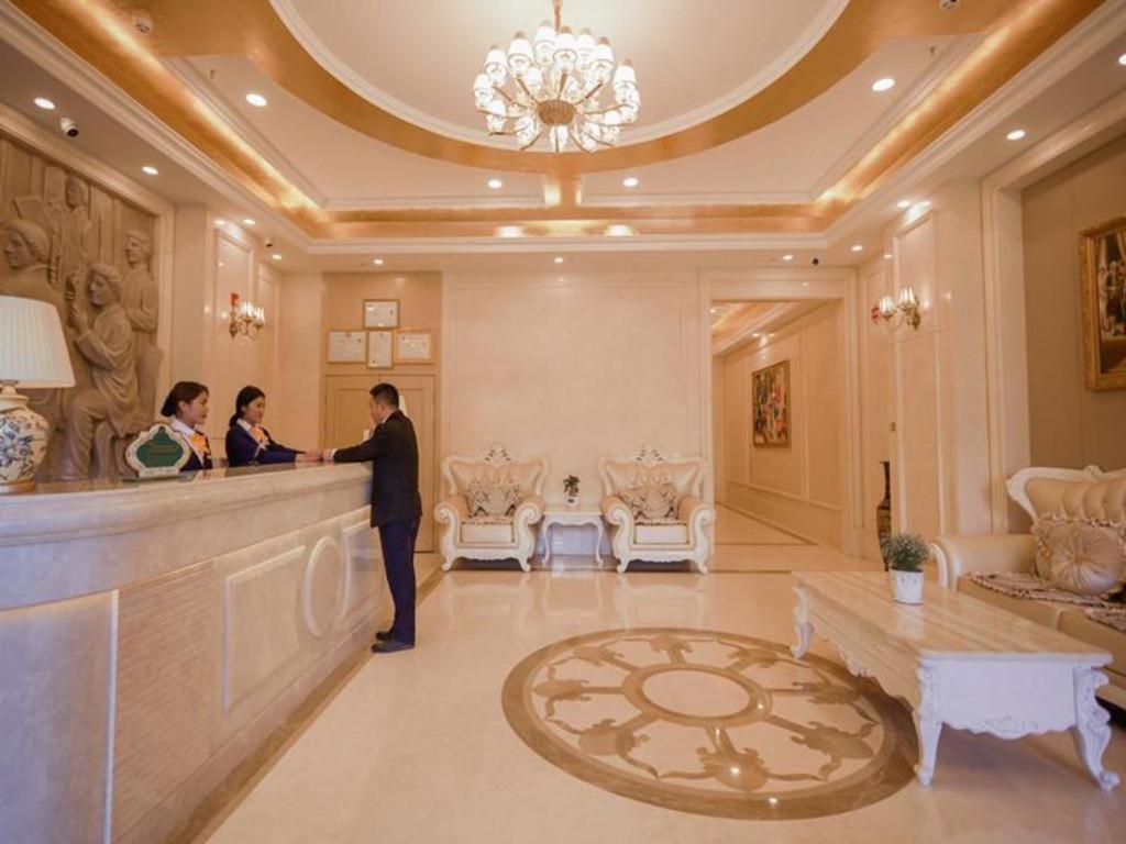 Vienna Hotel Qinghai Yushu Tangfan Avenue Exterior foto